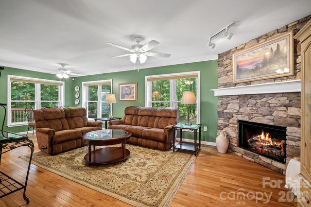 56 Gudger Road, Leicester, NC 28748