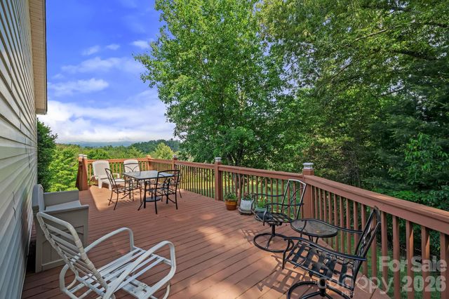 56 Gudger Road, Leicester, NC 28748
