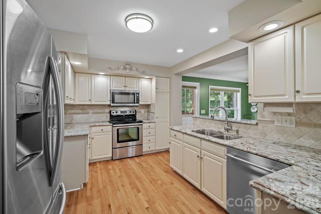 56 Gudger Road, Leicester, NC 28748