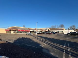 200 Boston Post Road 8, Orange, CT 06477