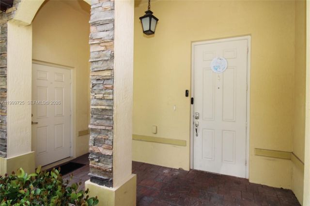 3698 SE 2nd Dr, Homestead, FL 33033