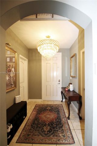 3698 SE 2nd Dr, Homestead, FL 33033