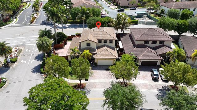 3698 SE 2nd Dr, Homestead, FL 33033