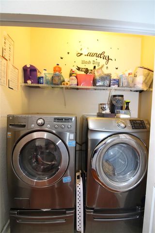 3698 SE 2nd Dr, Homestead, FL 33033