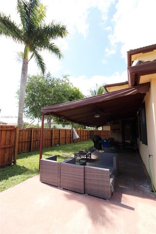 3698 SE 2nd Dr, Homestead, FL 33033