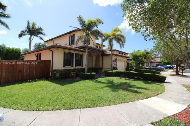 3698 SE 2nd Dr, Homestead, FL 33033