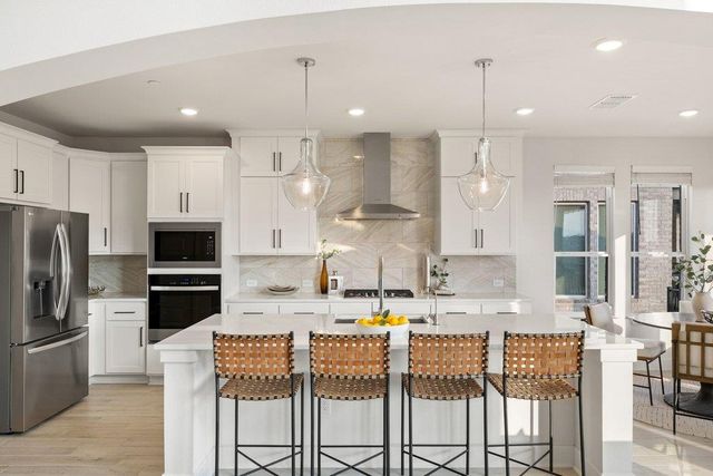 17700 Hattie TRCE, Austin, TX 78738