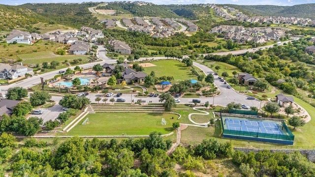 17700 Hattie TRCE, Austin, TX 78738