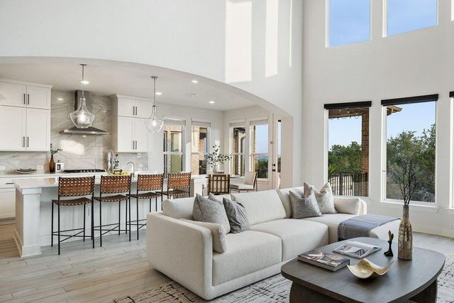17700 Hattie TRCE, Austin, TX 78738