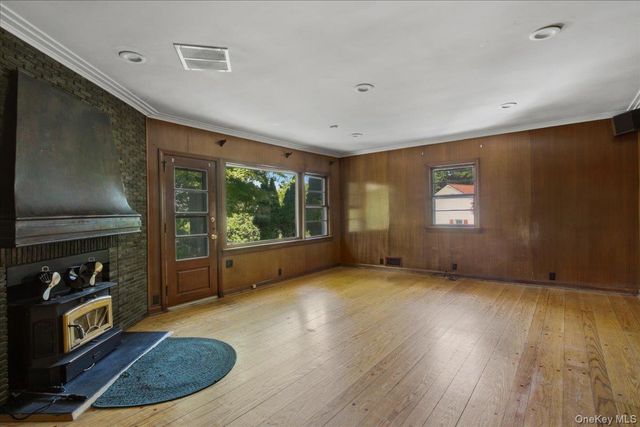 1 Beaufort Street, White Plains, NY 10607