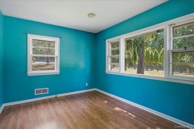 1 Beaufort Street, White Plains, NY 10607