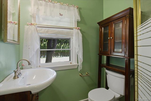 1 Beaufort Street, White Plains, NY 10607