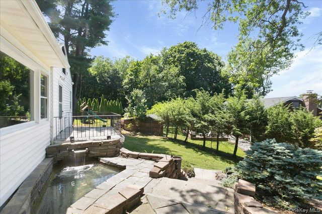 1 Beaufort Street, White Plains, NY 10607