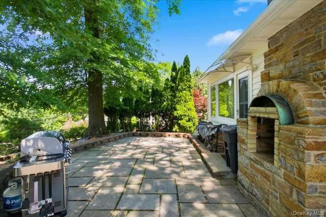 1 Beaufort Street, White Plains, NY 10607
