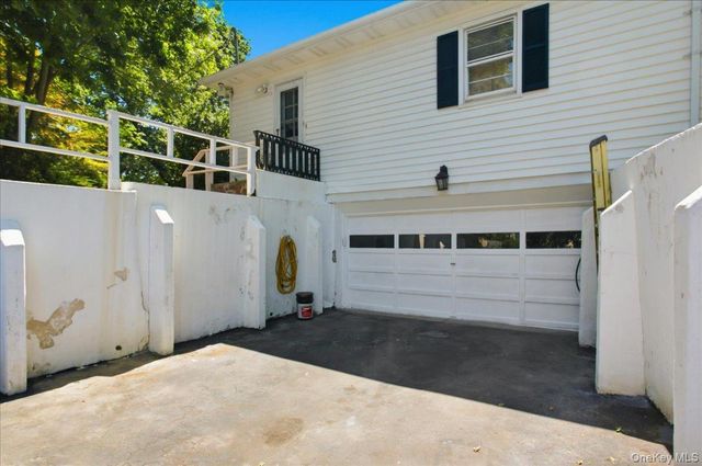 1 Beaufort Street, White Plains, NY 10607