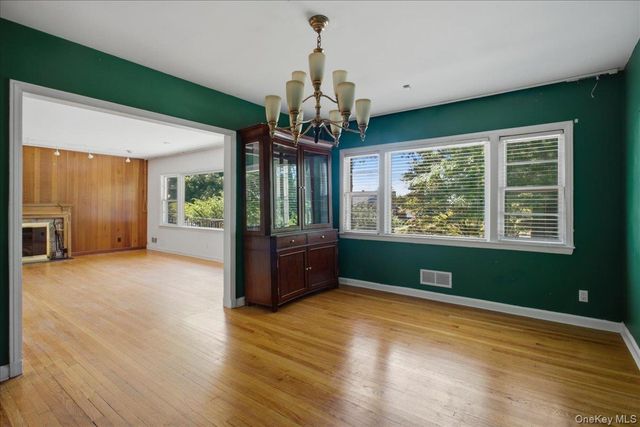 1 Beaufort Street, White Plains, NY 10607