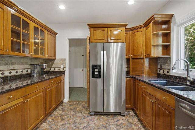 1 Beaufort Street, White Plains, NY 10607