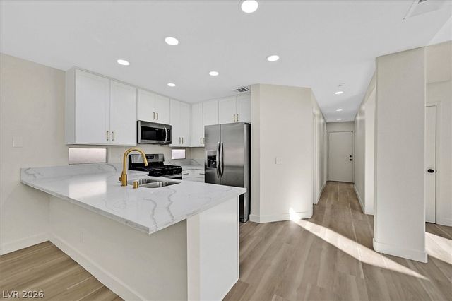 5485 Silverheart Avenue, Las Vegas, NV 89142