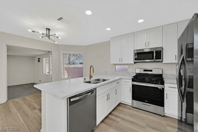 5485 Silverheart Avenue, Las Vegas, NV 89142