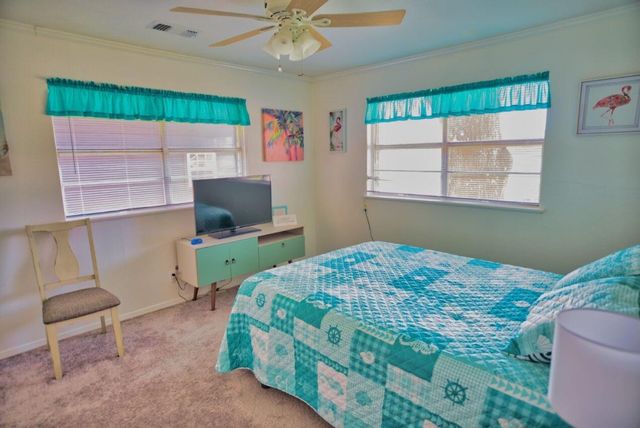 929 Private Road 652, Sargent, TX 77414