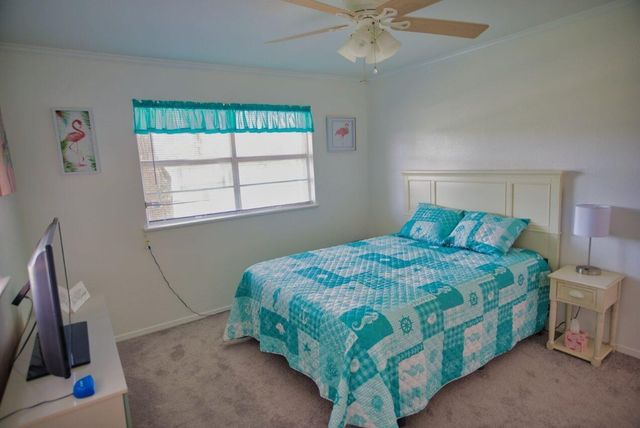 929 Private Road 652, Sargent, TX 77414