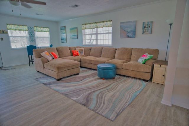 929 Private Road 652, Sargent, TX 77414