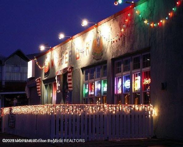 400 Deal Lake Drive 8F, Asbury Park, NJ 07712