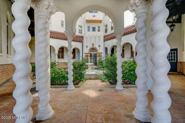 400 Deal Lake Drive 8F, Asbury Park, NJ 07712