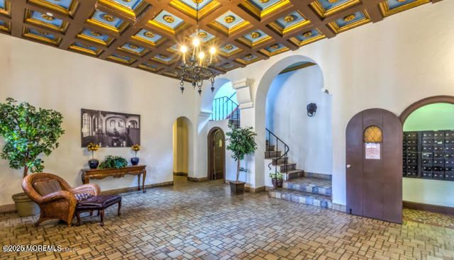 400 Deal Lake Drive 8F, Asbury Park, NJ 07712