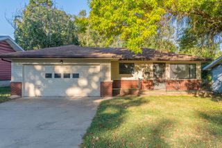 1913 South Broadway Avenue, Springfield, MO 65807