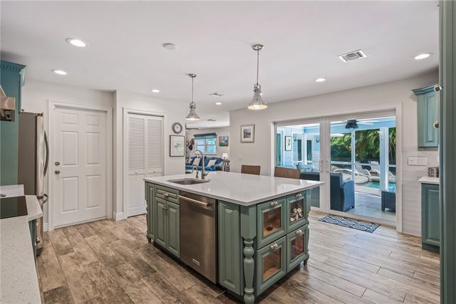 856 Norfolk Pine Lane, Vero Beach, FL 32963