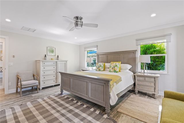 856 Norfolk Pine Lane, Vero Beach, FL 32963