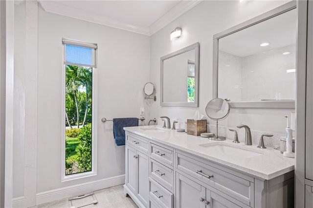 856 Norfolk Pine Lane, Vero Beach, FL 32963