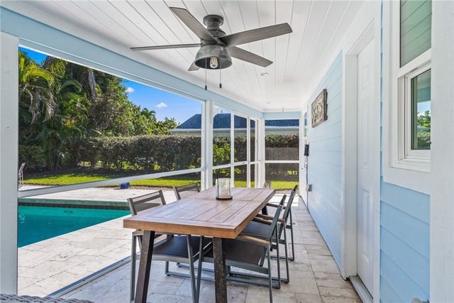 856 Norfolk Pine Lane, Vero Beach, FL 32963