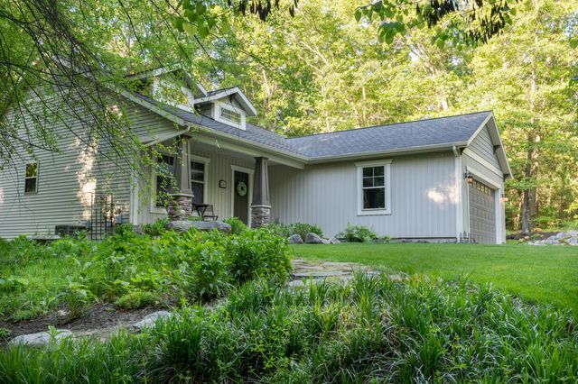 2199 West Lake Road, Dalton Twp, MI 49457