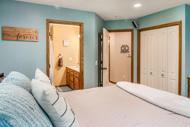2199 West Lake Road, Dalton Twp, MI 49457