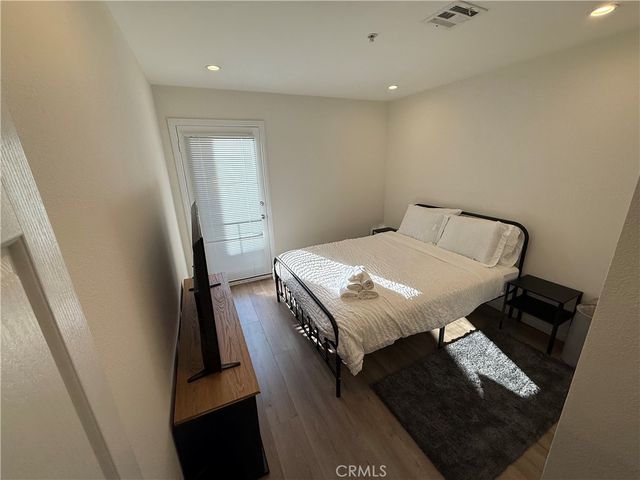116 W Maple 6, Glendale, CA 91204