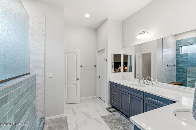 15018 N Rugged Lark Drive, Tucson, AZ 85739