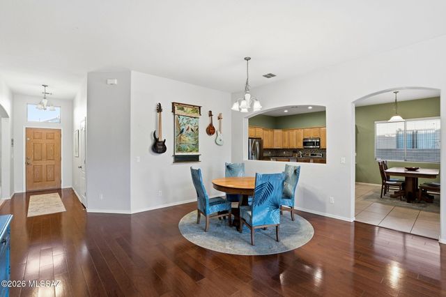 15018 N Rugged Lark Drive, Tucson, AZ 85739