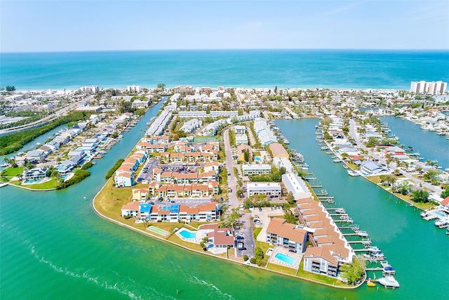 615 GARLAND CIRCLE, Indian Rocks Beach, FL 33785
