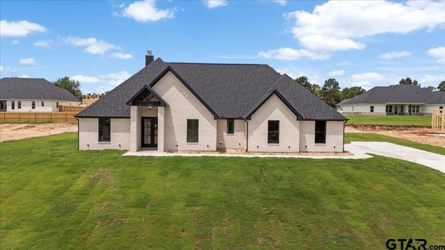 17077 Woodcrest Cir, Lindale, TX 75771