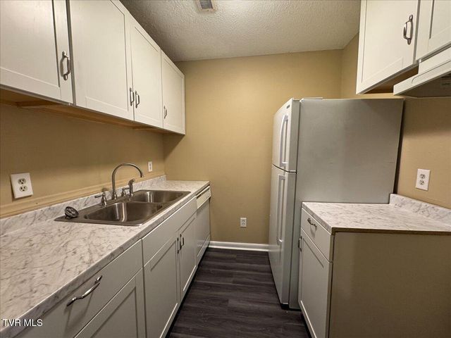 1419 Colony Park Drive, Johnson City, TN 37604