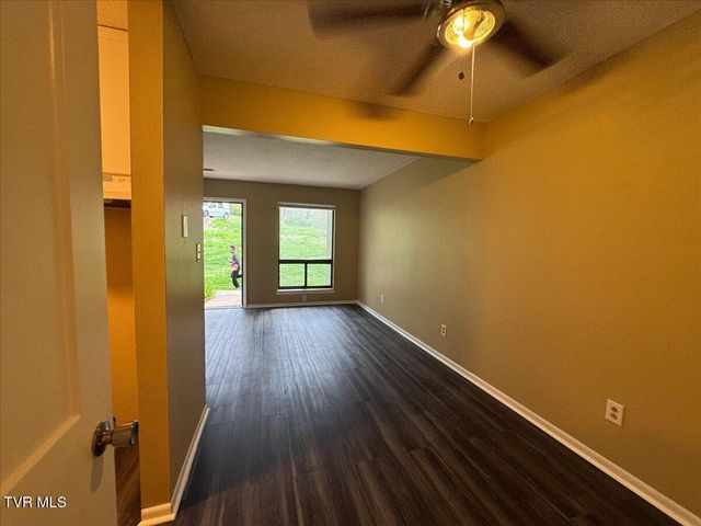 1419 Colony Park Drive, Johnson City, TN 37604