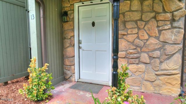 1419 Colony Park Drive, Johnson City, TN 37604