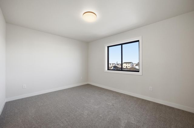 6264 86th Avenue S, Horace, ND 58047