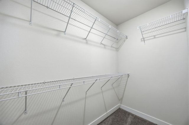 6264 86th Avenue S, Horace, ND 58047