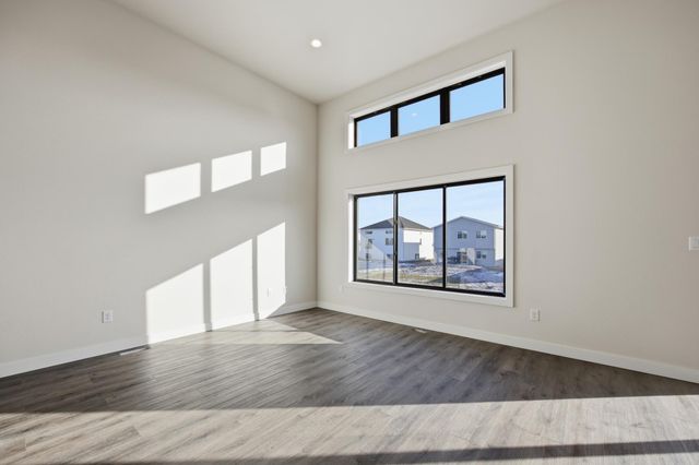 6264 86th Avenue S, Horace, ND 58047