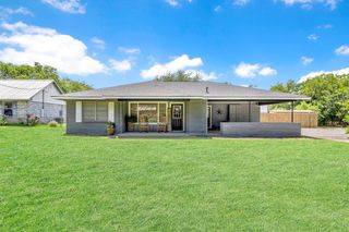111 W Limit Street, Madisonville, TX 77864