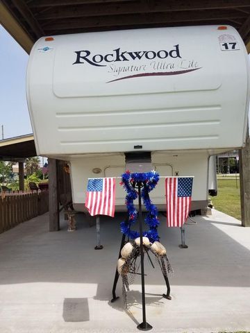 155 Bud Drive, Crystal Beach, TX 77650