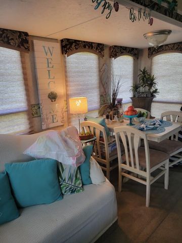 155 Bud Drive, Crystal Beach, TX 77650